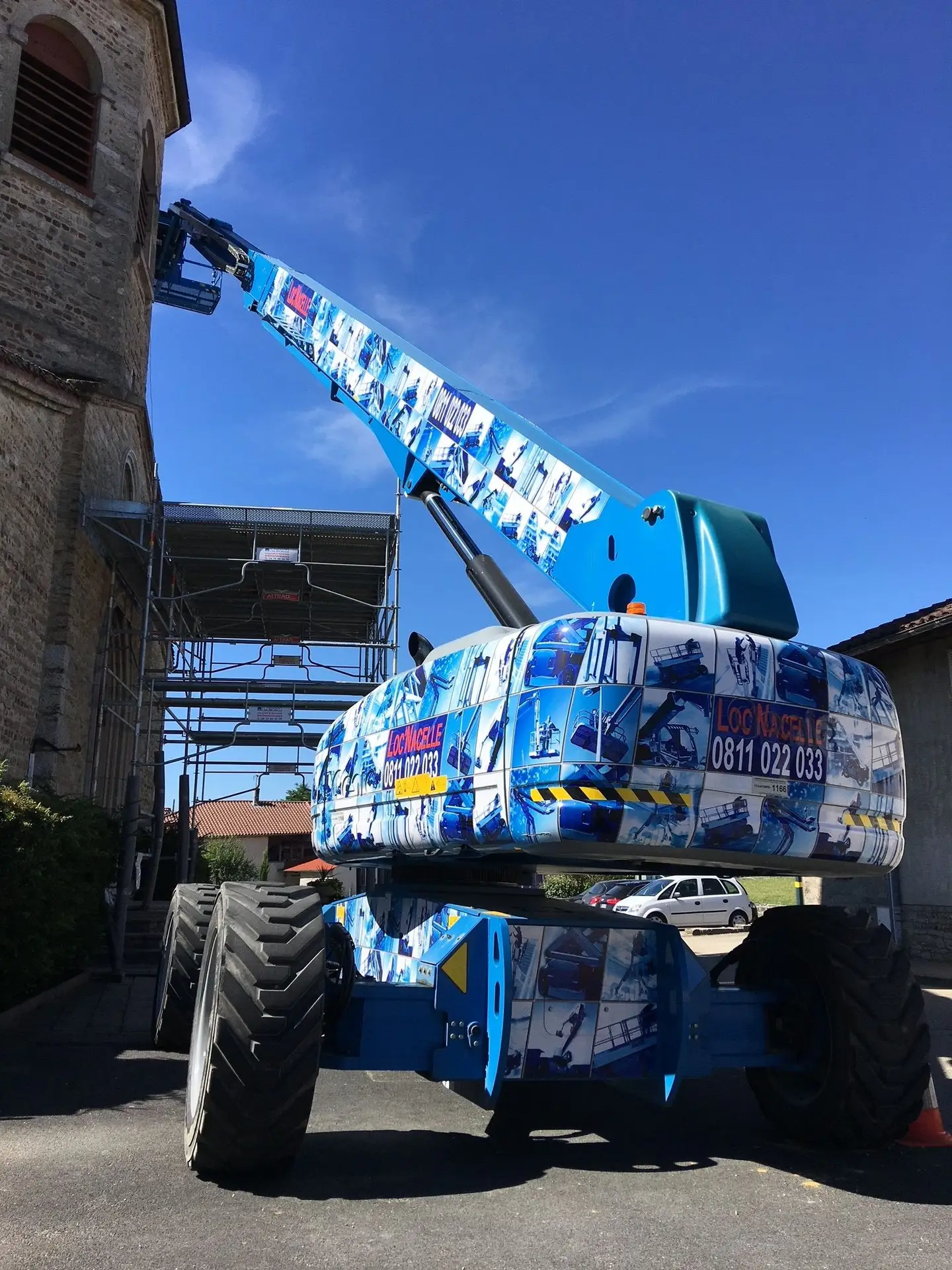 Nacelle automotrice à flèche télescopique